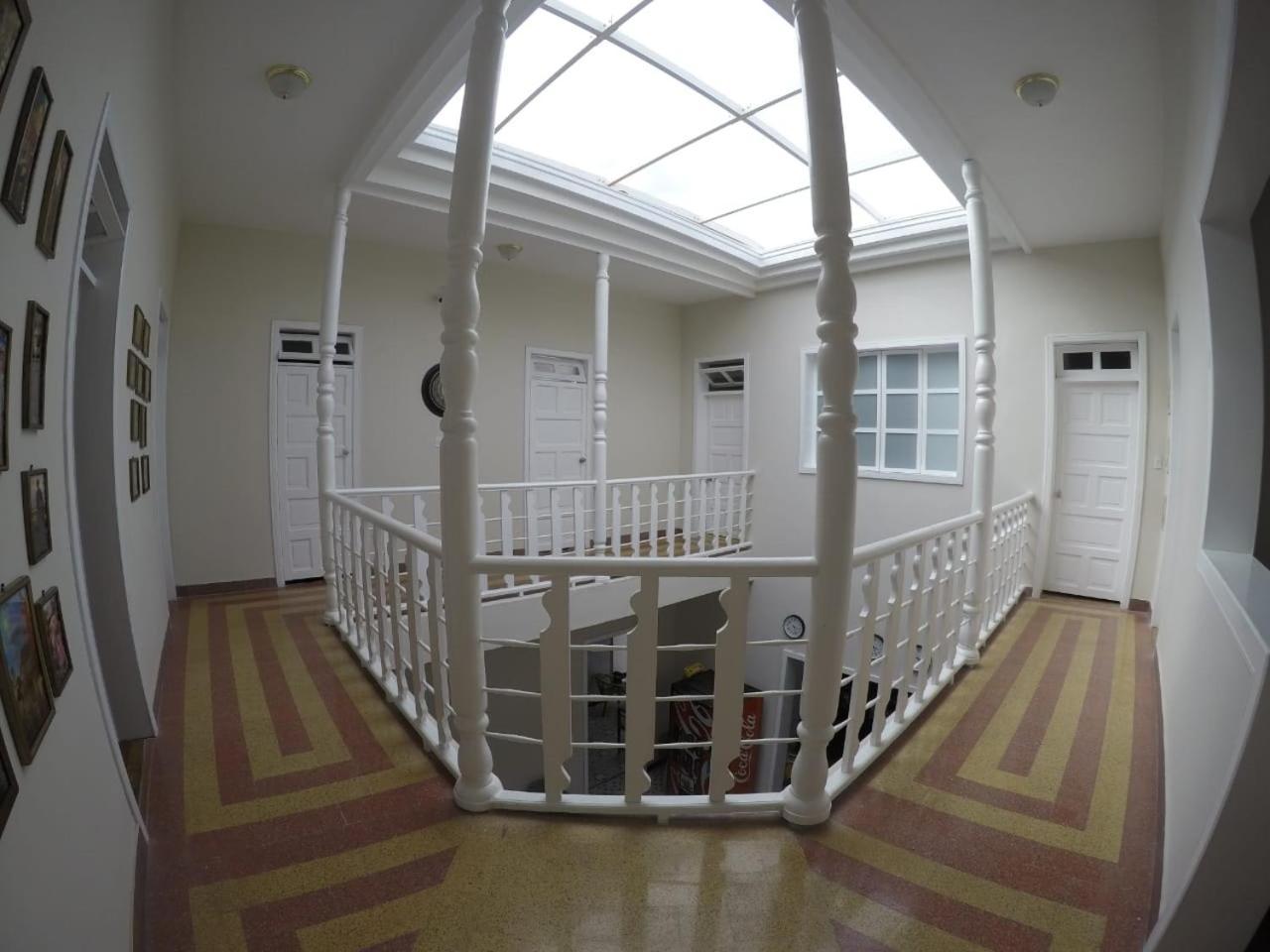 Nomad Hostel Medellín Eksteriør billede